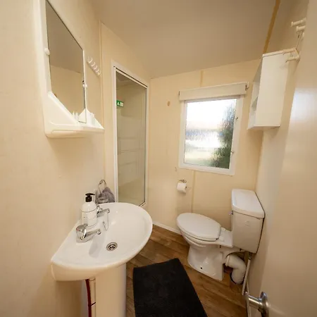 Tatil Evi Holender Z Prywatnym Ogrodkiem - 200m Od Plazy W Centrum